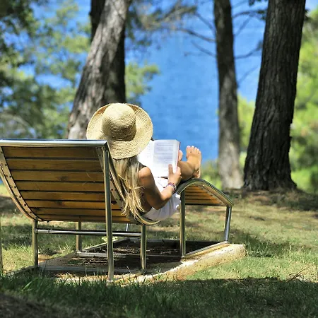 Astra Plava Laguna Готель