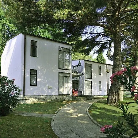 Astra Plava Laguna 호텔